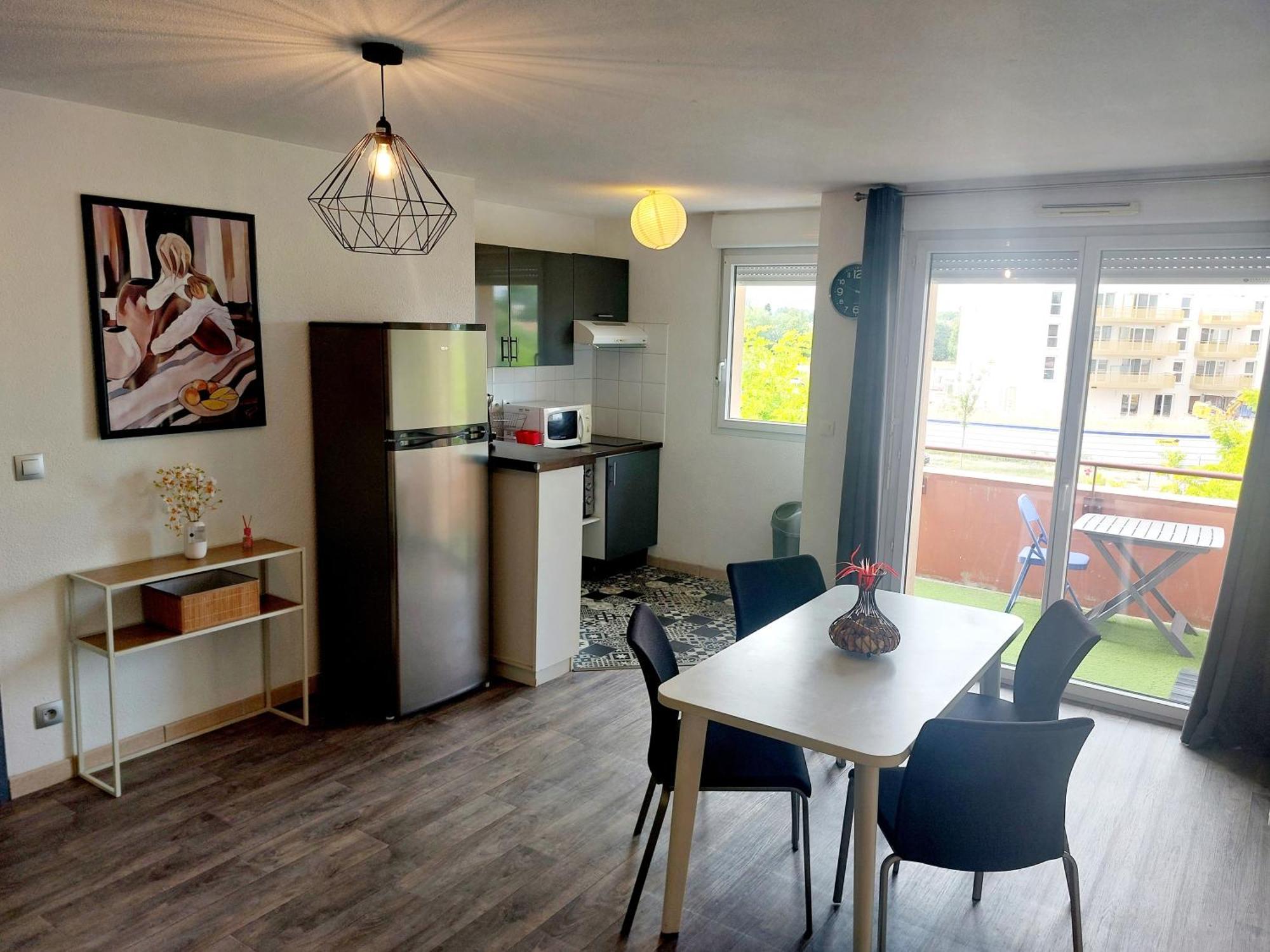 Apartamento Le Montauriol - Logement Avec Terrasse - Piscine -Tennis - Place De Parking Privee Montauban Exterior foto